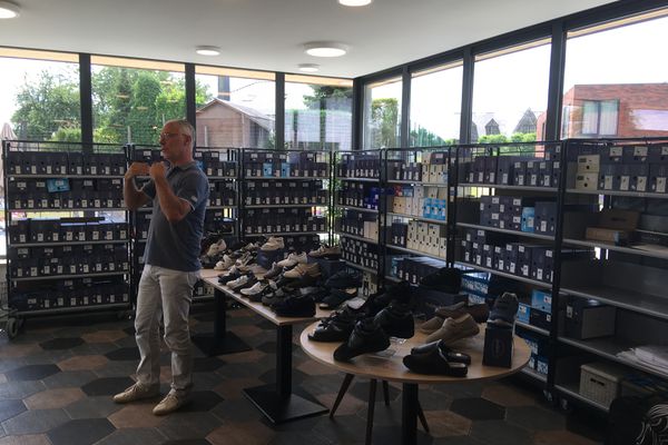 Schoenen- en pantoffelverkoop in WZC Wilgendries Voorde